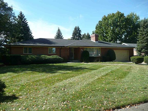 2nd image of 113 N Tuxedo Dr
