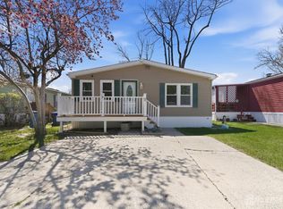 8 Longfellow Rd, North Brunswick, NJ 08902