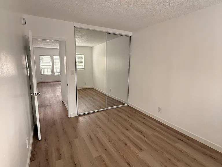 2038 Holly Dr #9 — Photo 6
