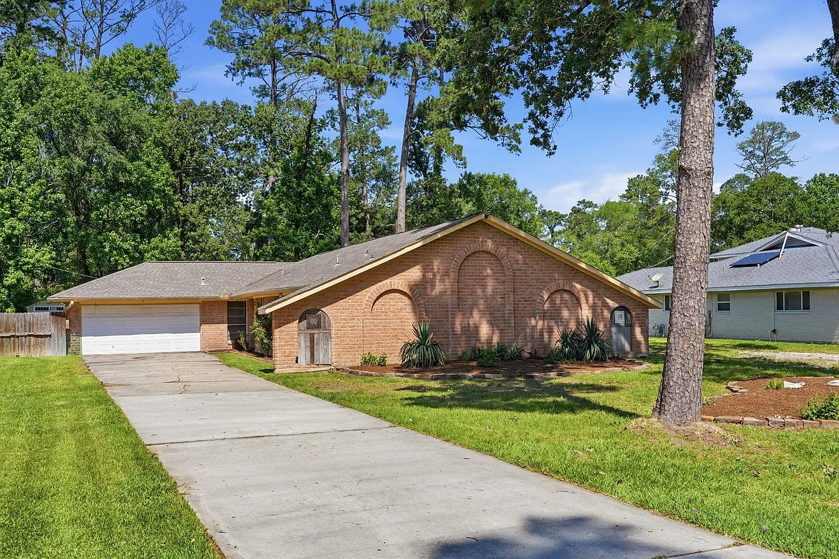 Building Photo - 25611 Timber Lane Dr