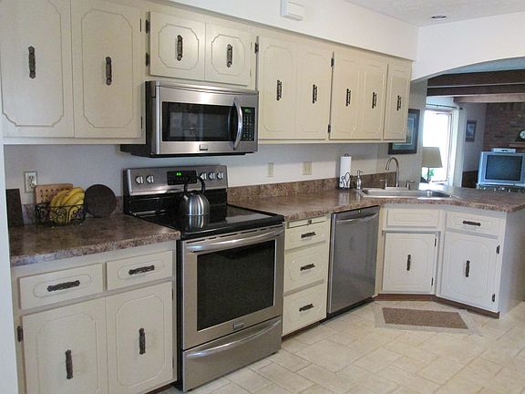 2nd image of 4680 Main Hill Dr