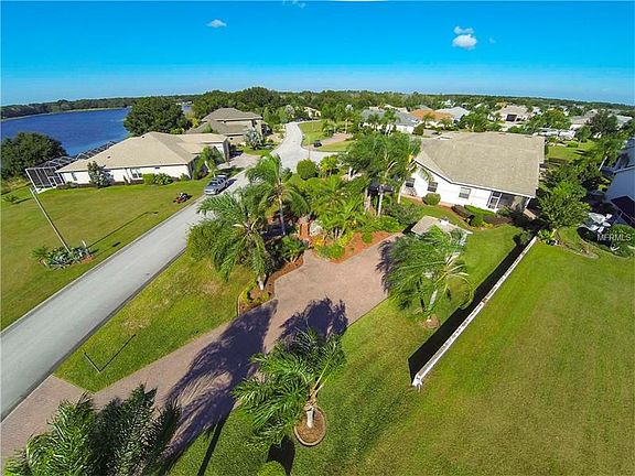 3rd image of 431 Meandering Way