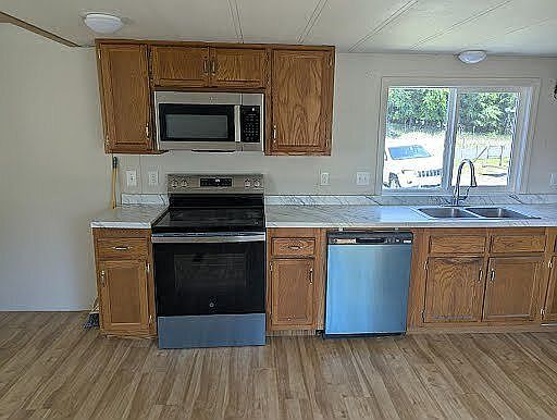 4th image of 1190 W Old Kettle Rd Trailer 10