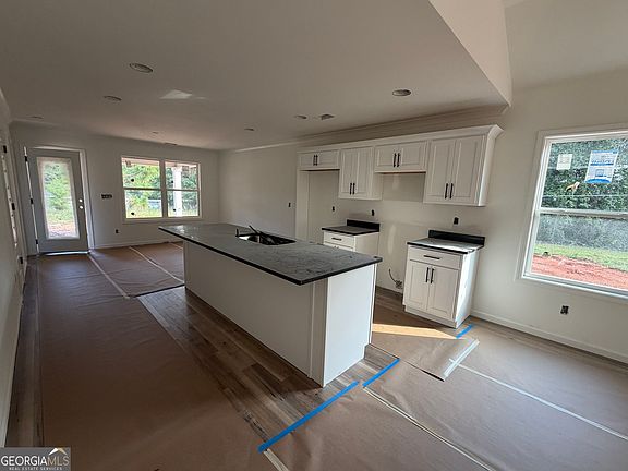 5th image of 73 Whatley Rd