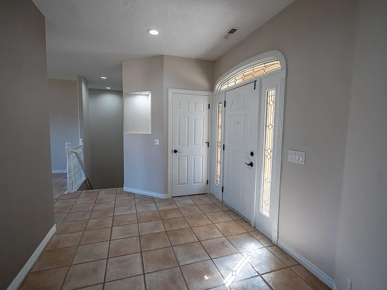 2541 W Spilsbury Ct — Photo 19