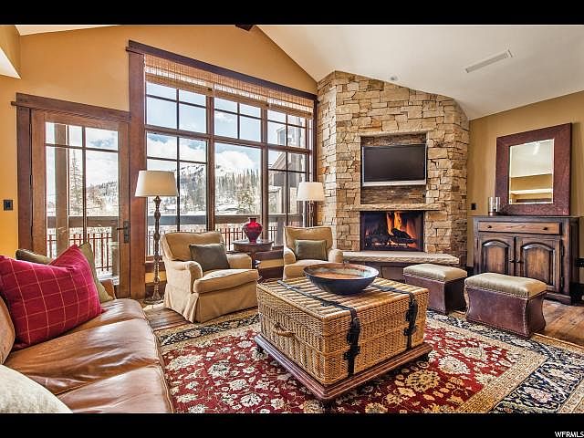 1st image of 8886 Empire Club Dr #406
