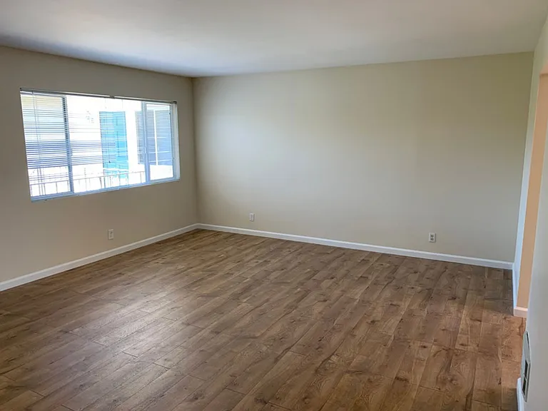 399 Ellwood Beach Dr — Photo 27
