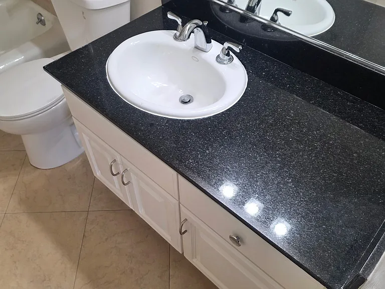 1237 Amherst Ave #8 — Photo 6