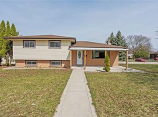 1151 Lancaster St, London, ON N5V2L4