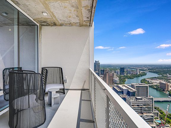 3rd image of 301 West Ave APT 5504