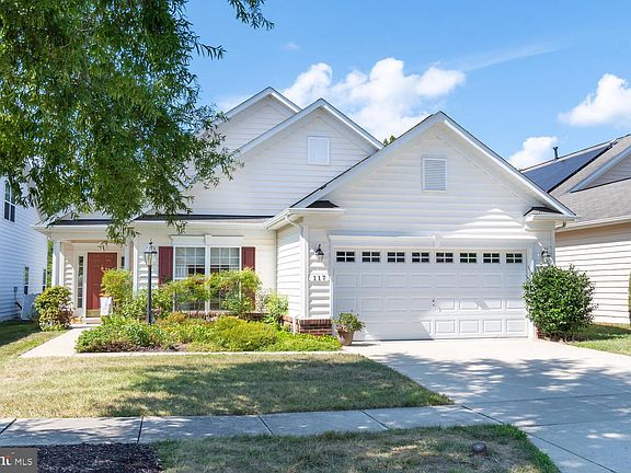 2nd image of 117 Sonata Way
