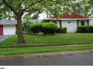 20 East Ln, Willingboro, NJ 08046
