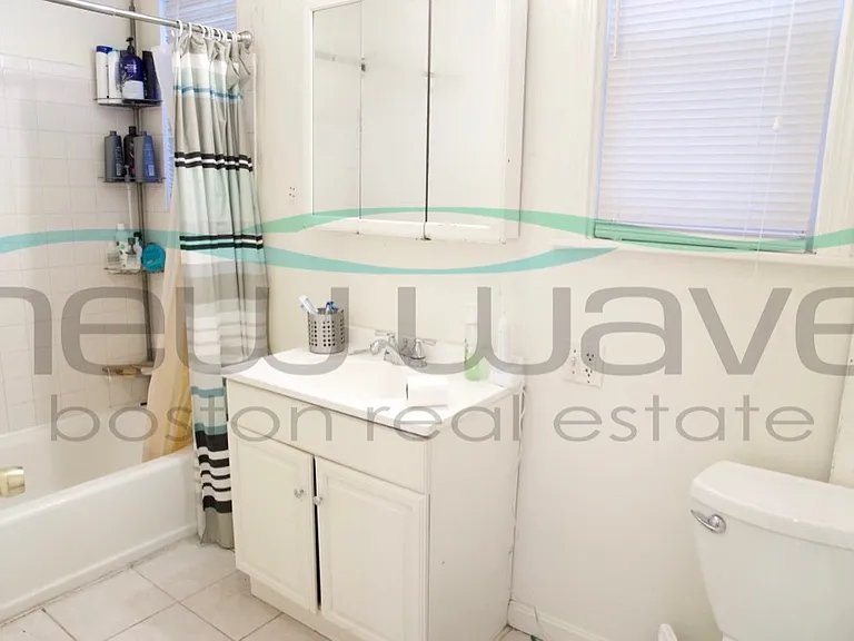 91 Calumet St #2 — Photo 2