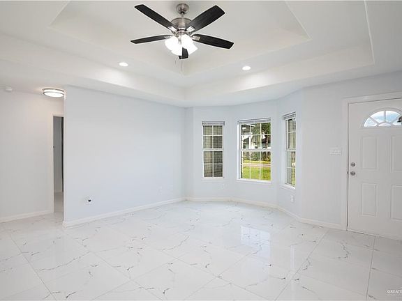 5th image of 2405 Hibiscus Dr
