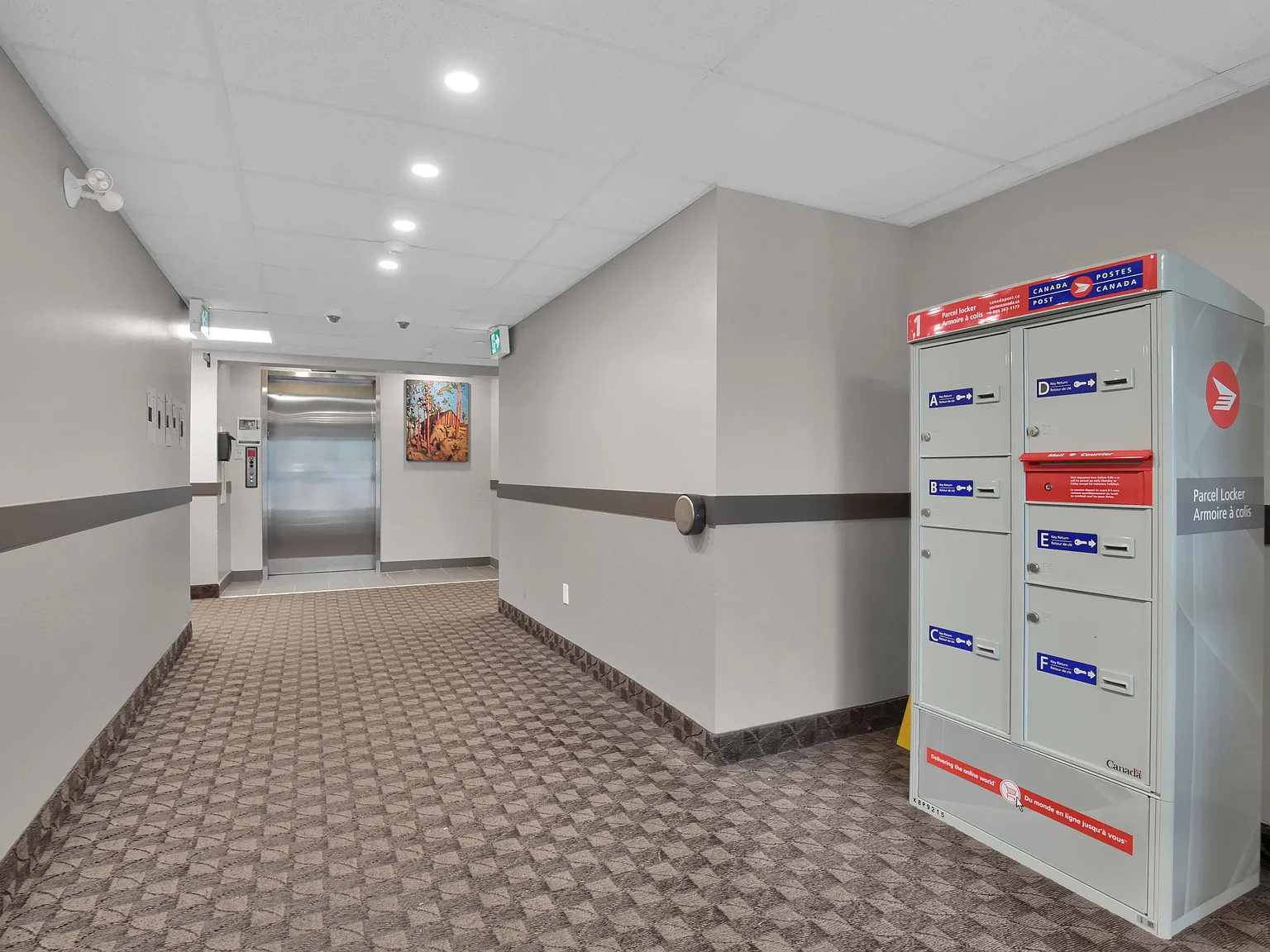 Ridgeway Suites Apartments — Photo 1