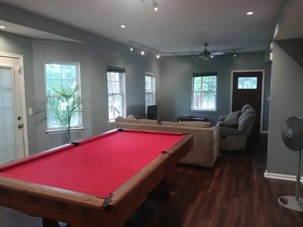 (undisclosed Address), Hammond, IN 46323