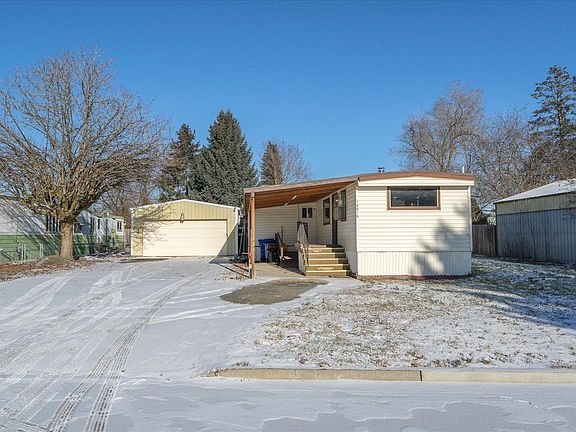 2nd image of 18815 E Marlin Dr