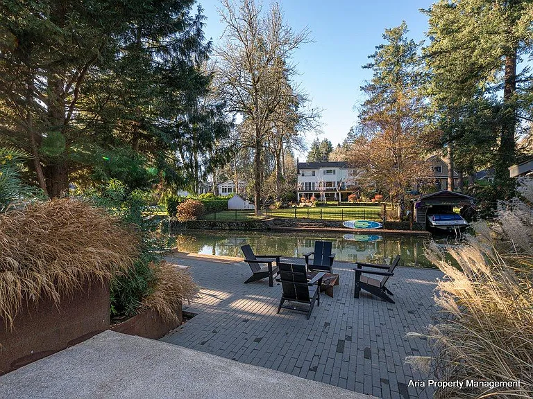 17627 Kelok Rd — Photo 34