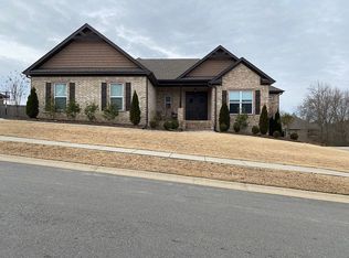 2049 Englewood Cv, Benton, AR 72019