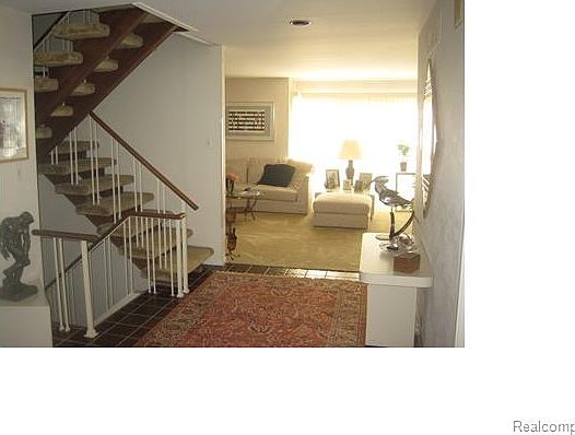 4th image of 7493 Pebble Ln #1