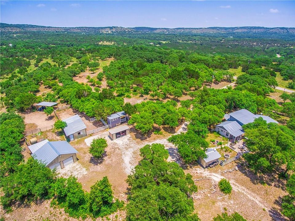 1st image of 555 Lakeside Dr