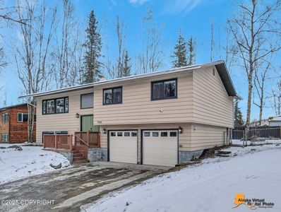 7410 Tikchik Cir, Anchorage, AK, 99504