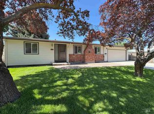 6401 W Grandview Dr, Boise, ID 83709