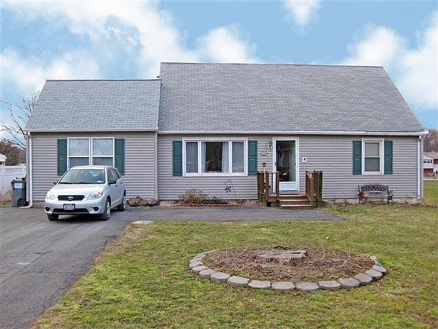 1st image of 208 Lindorf St