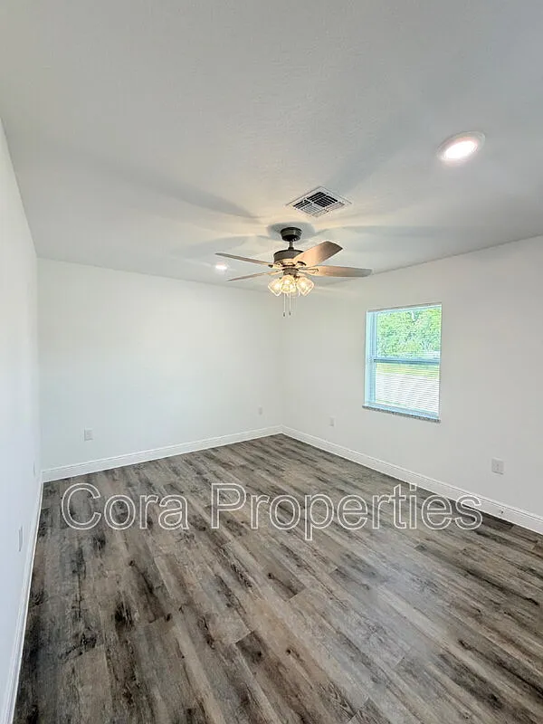 2 bed, 2.0 bath, 900 sqft, $1,500 — Photo 4