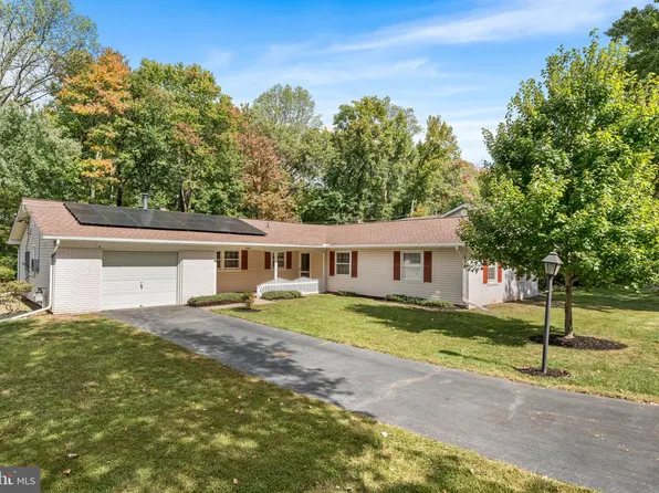 12904 Mount Royal Ln, Fairfax, VA 22033