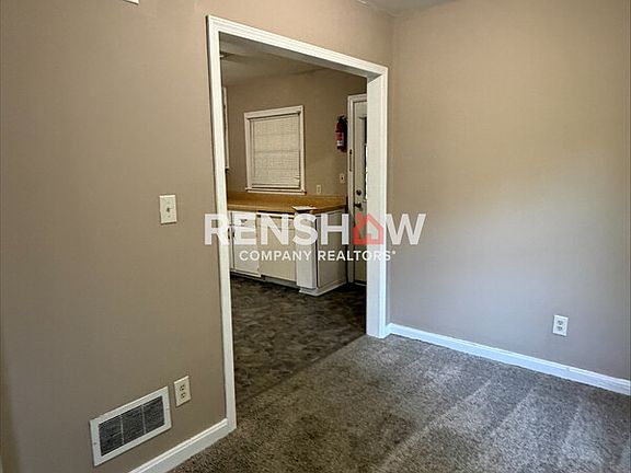 5th image of 54 Locust Ln