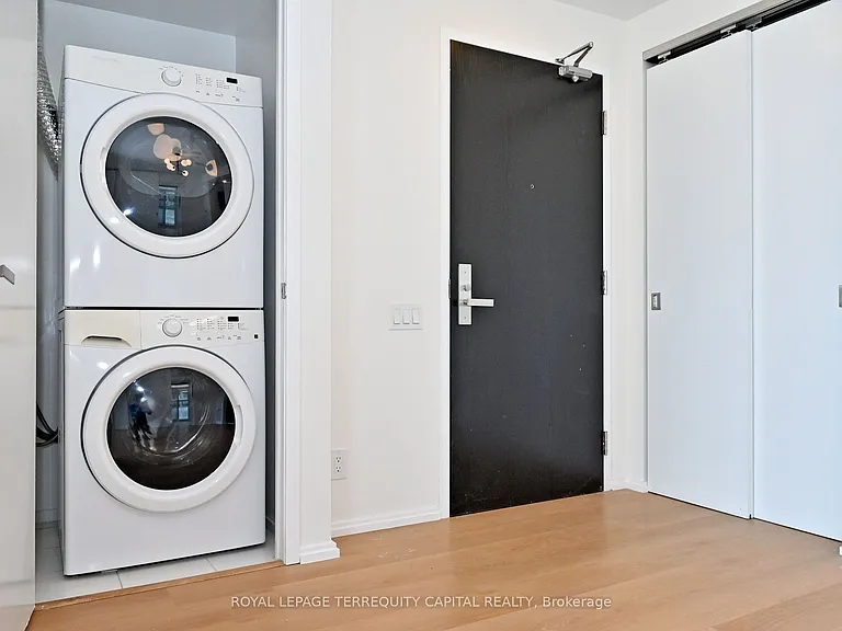 125 Peter St #2308 — Photo 31