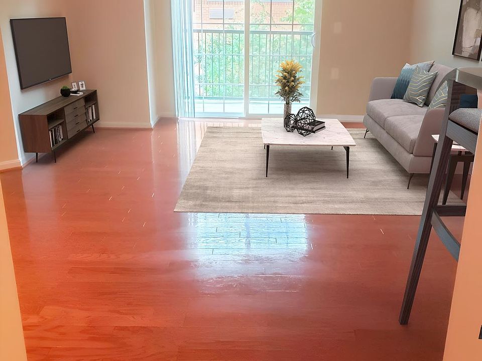 1st image of 2055 26th St S APT 203