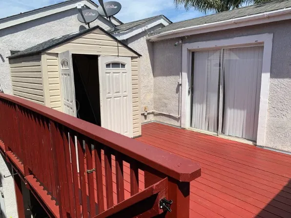 504 12th St Unit C, Huntington Beach, CA 92648