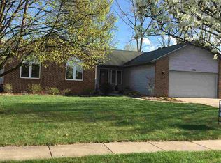 218 E Chapel Ln, Midland, MI 48642