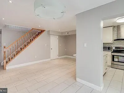 703 South St #A — Photo 18