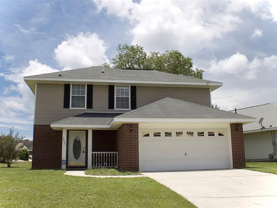 1st image of 5005 Antoine Pl