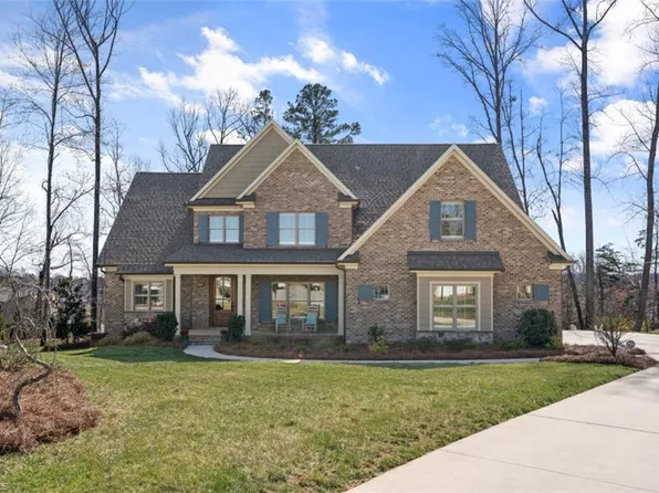 5864 Zinfandel St, Winston Salem, NC 27106