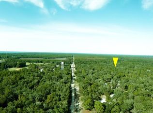 132 Powerline Rd #12, Melrose, FL 32666
