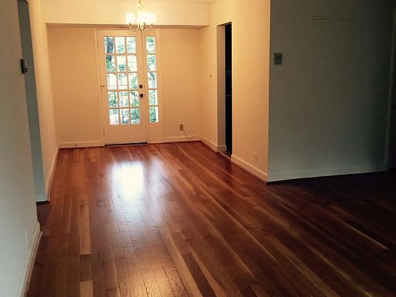 5th image of 3071 S Buchanan St APT B1