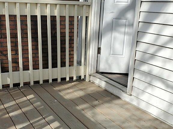 2nd image of 8821 S Escanaba Ave #2