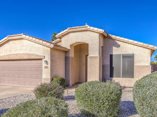 2130 E BELLERIVE Place, Chandler, AZ 85249