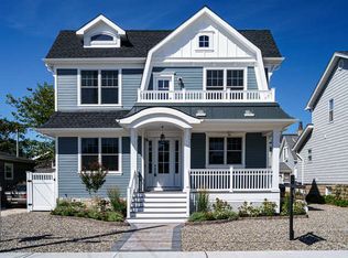 11 New Brunswick Ave, Lavallette, NJ 08735