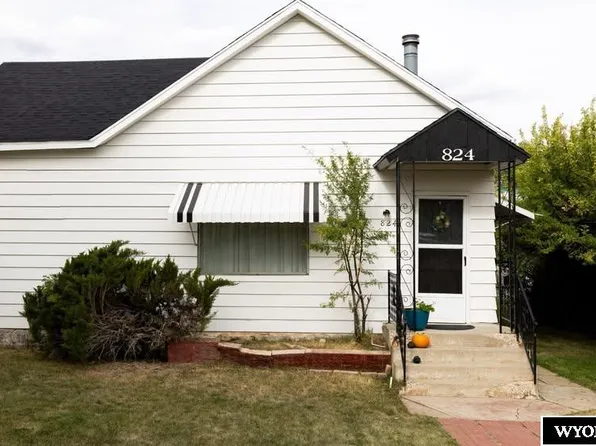 824 Lombard St, Evanston, WY 82930