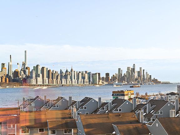 3rd image of 8100 River Rd APT 816