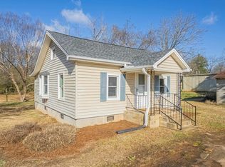 147 Campbell St, Royston, GA 30662