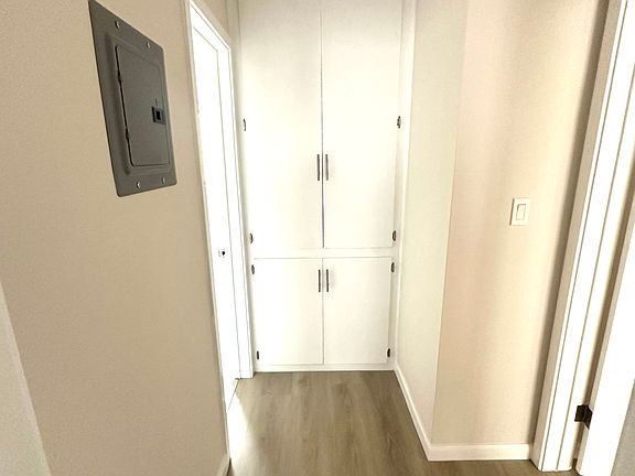 4th image of 325 E Verdugo Ave #A