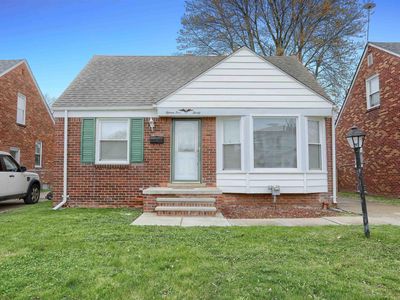 15530 Sprenger Ave, Eastpointe, MI, 48021