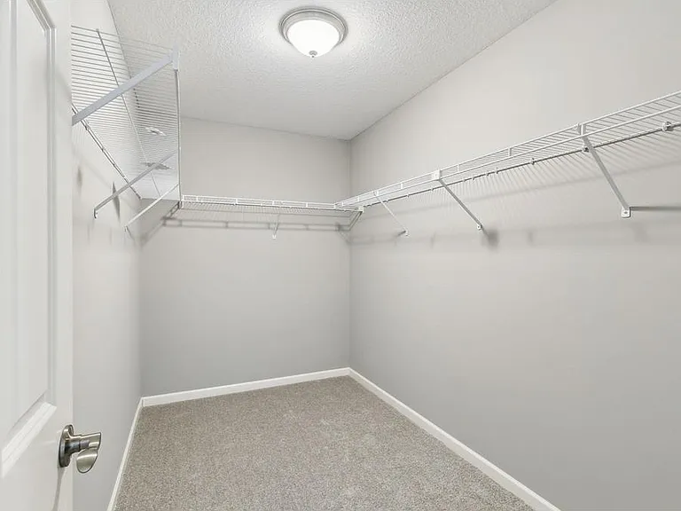 12420 Bataan St NE — Photo 21