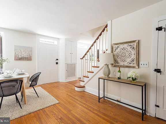 4th image of 1301 Stump Rd